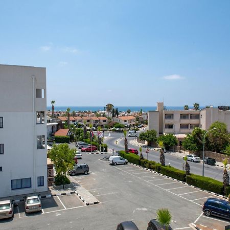 Апартаменты Sunset Seaview Studio Пафос Экстерьер фото